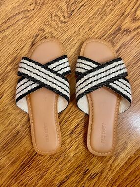 Old Navy Woven Slide Sandals Size 6 Black White Striped Cross Strap